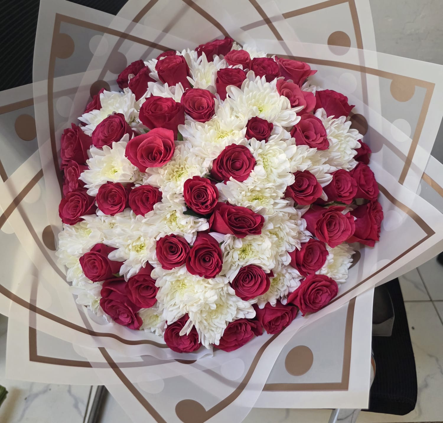 CRIMAURA. Congratulations flowers delivery in south c. Get well soon flowers delivery in Runda